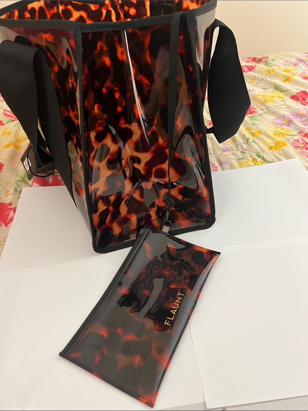 NWT Flaunt Tortoiseshell Clear Tote in Amber Brown - Picture 11 of 16